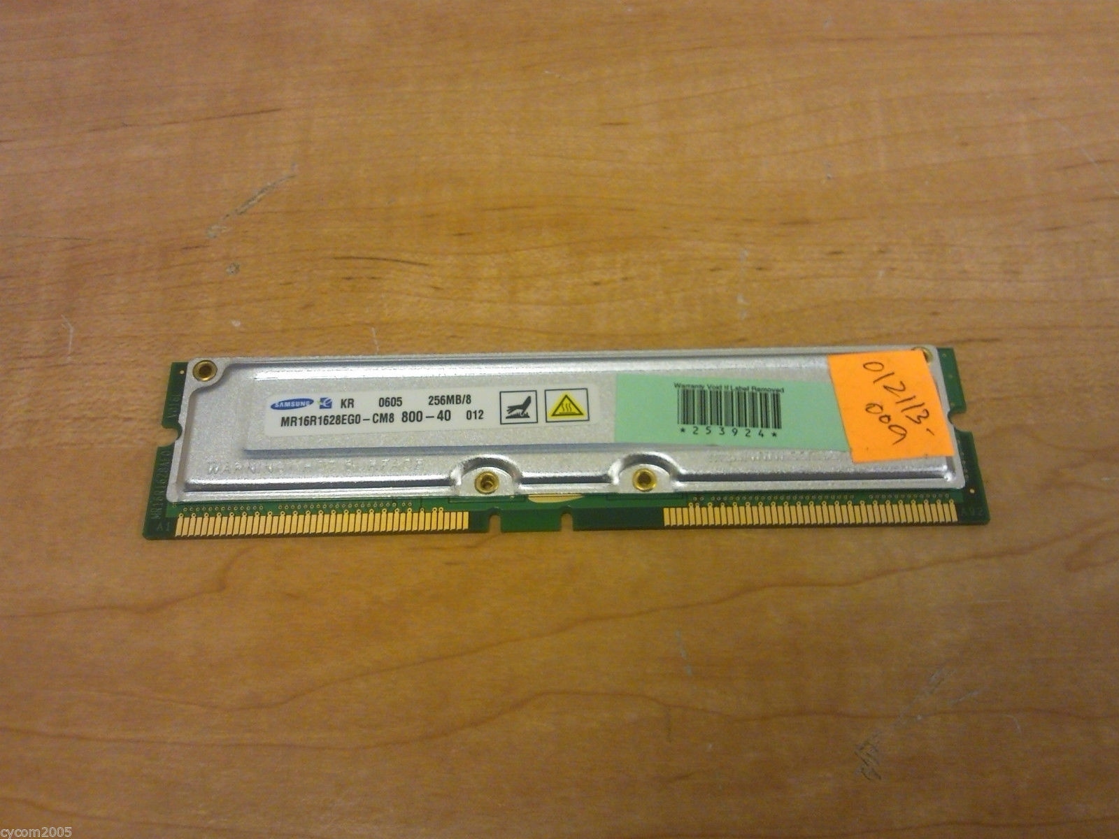 SAMSUNG Original 184-Pin 256MB RAMBUS RDRAM PC-800 MR16R1628EG0-CM8