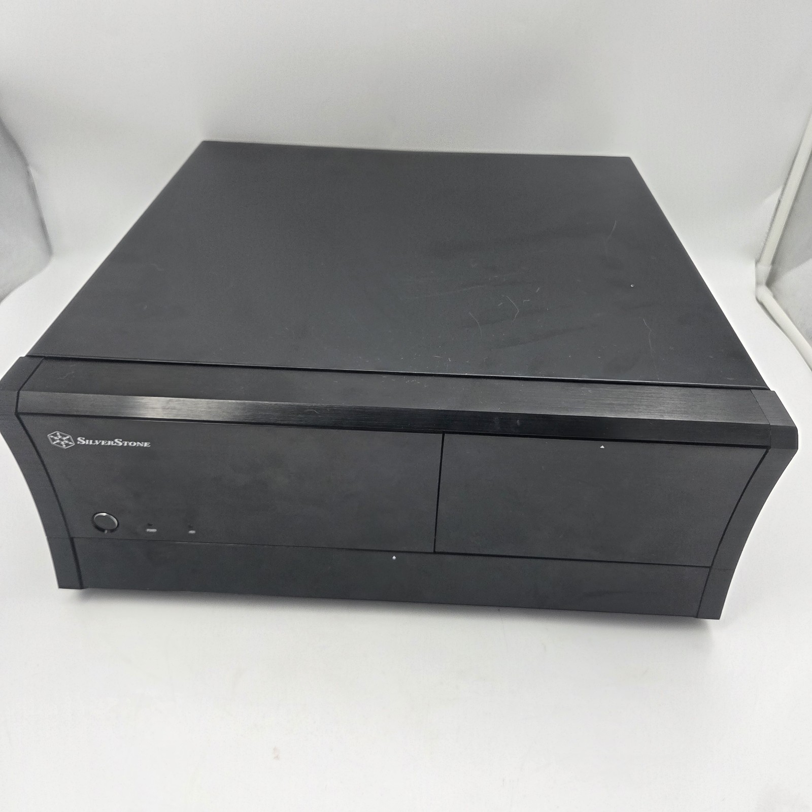 SilverStone HTPC Gaming PC Core 2 Quad Q6700 EVGA GTX 470 Blu-ray 500W DDR2