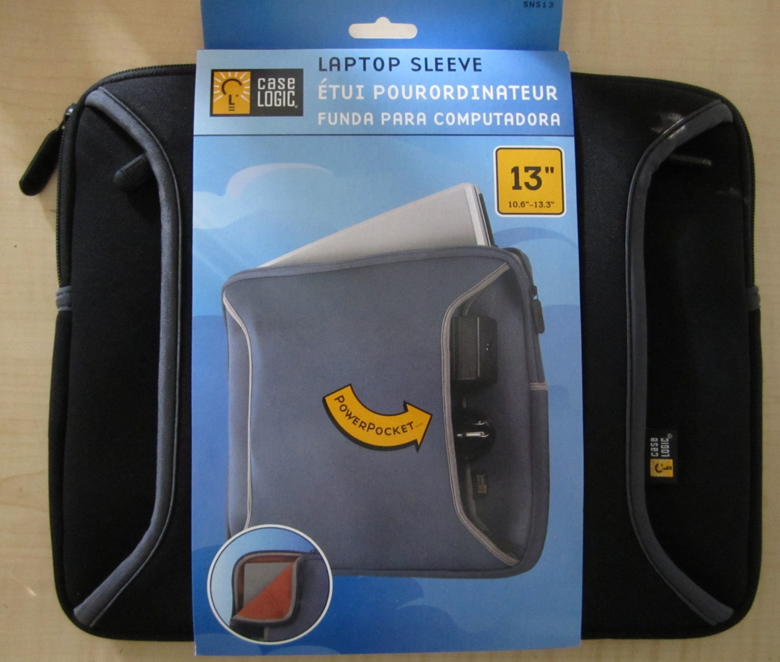 Case Logic 13" Black Sleeve Case SNS13  *NWT