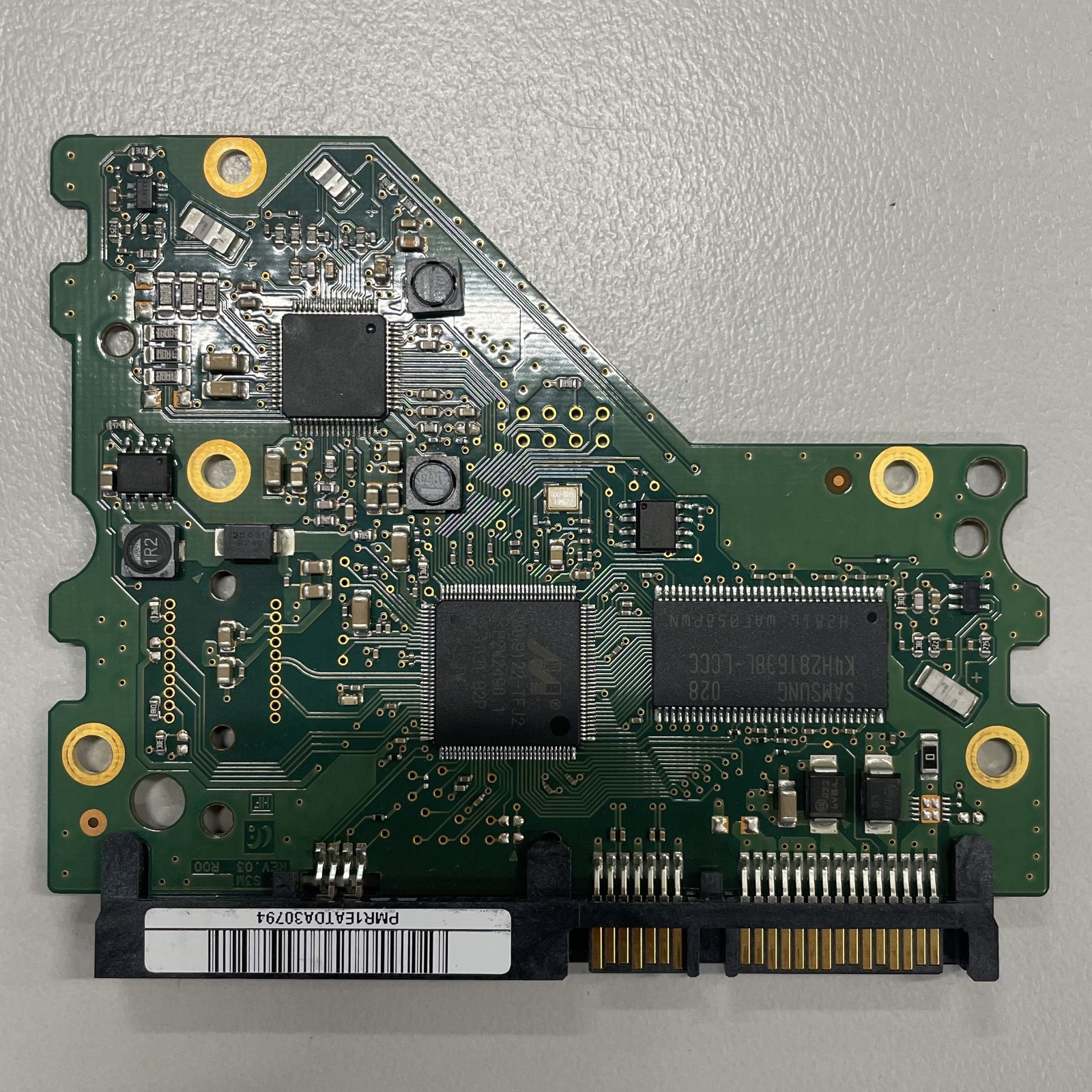 Samsung SpinPoint HD322GJ 3.5" 320 GB SATA HDD PCB BF41-00324A 00 FW 1AR10002