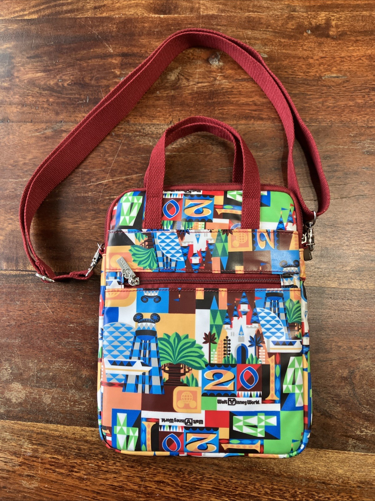 Disney Retro 2014 Parks D-tech Disneyland Bag/Tablet Case, NWOT