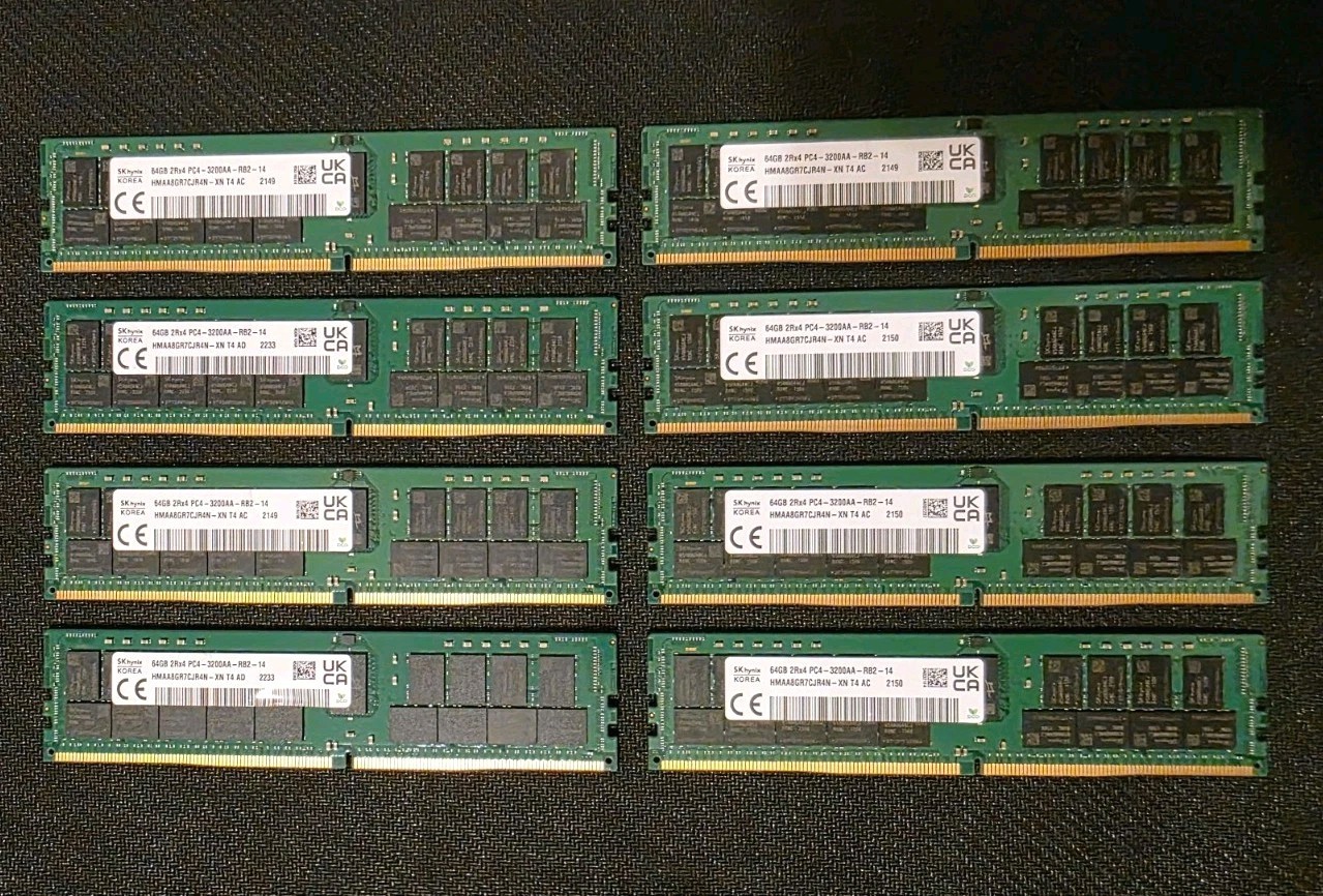 Lot of 8 - SK Hynix 64GB DDR4 Memory 2Rx4 PC4-3200AA-RB2-14 HMAA8GR7CJR4N-XN
