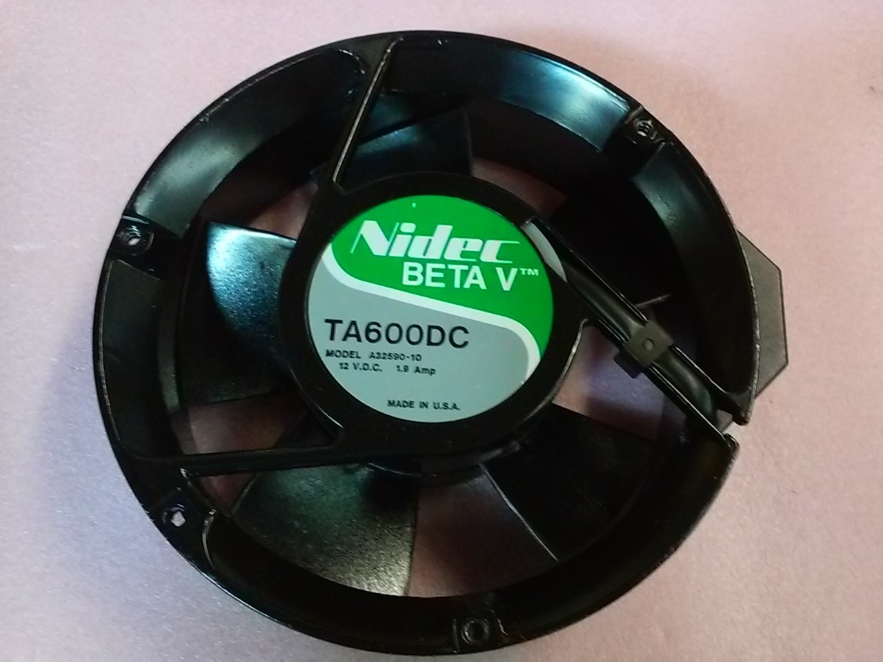 Nidec Beta V 12VDC 1.9A 192mm Fan TA600DC A32590-10