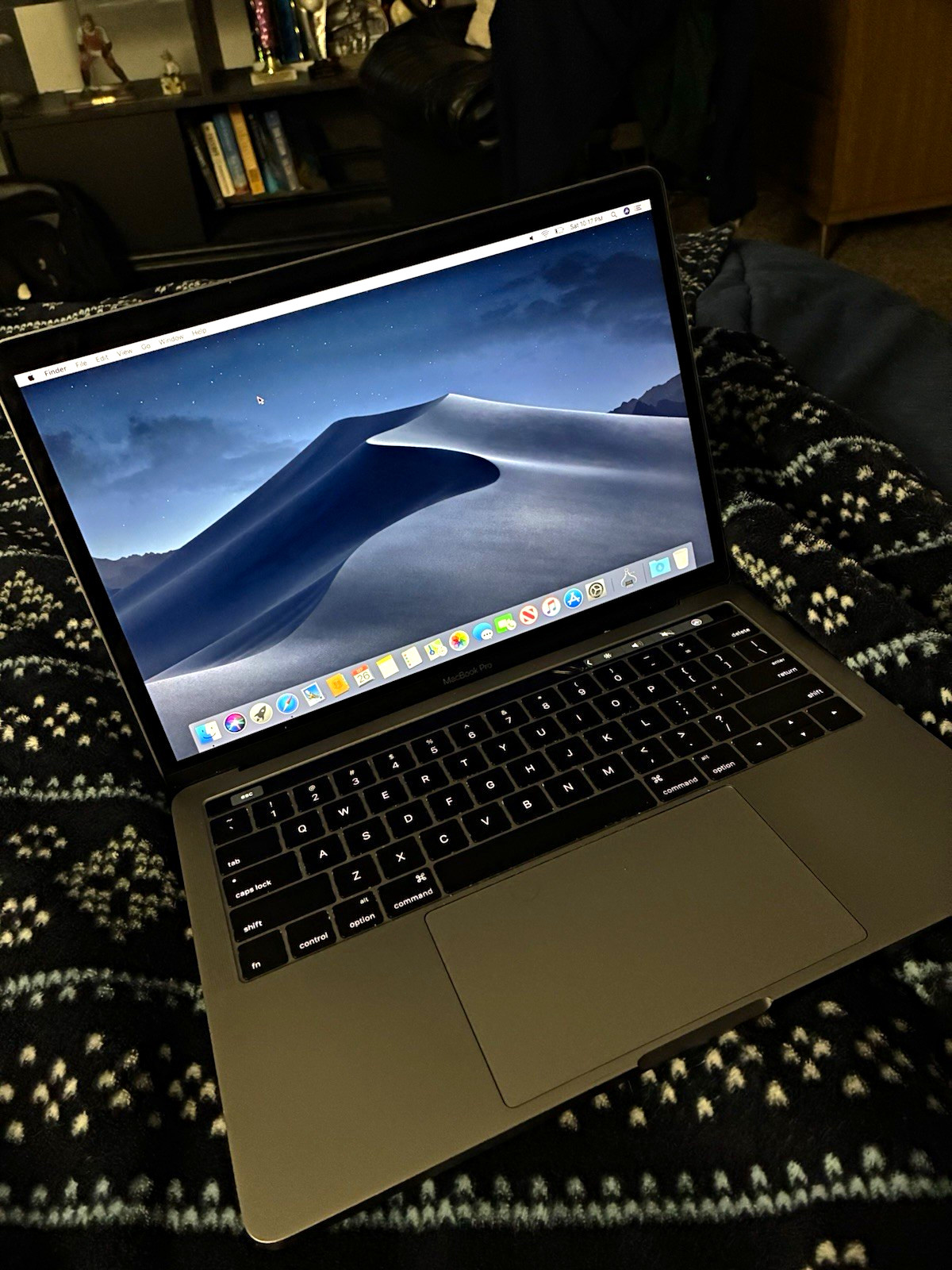 Apple MacBook Pro Laptop Touch Bar - Works Great - READ DESCRIPTION