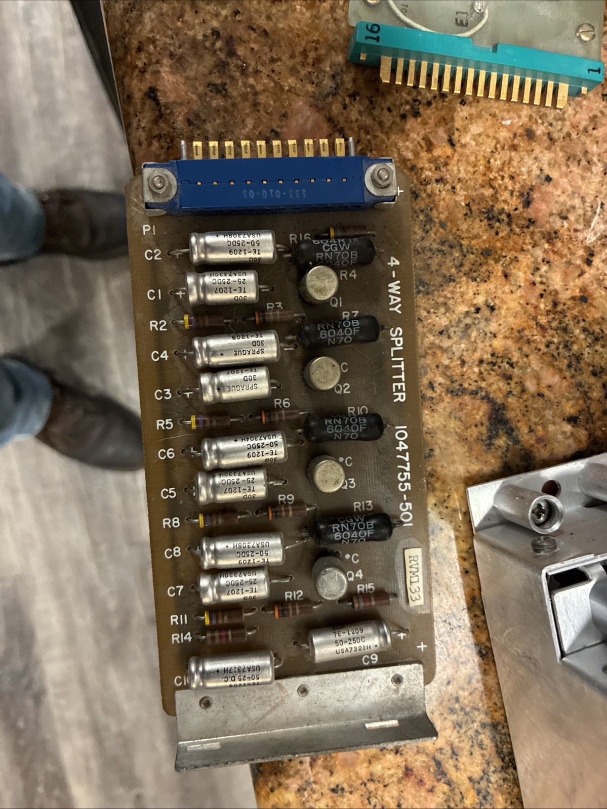 Rare Vintage RCA  1047755-501