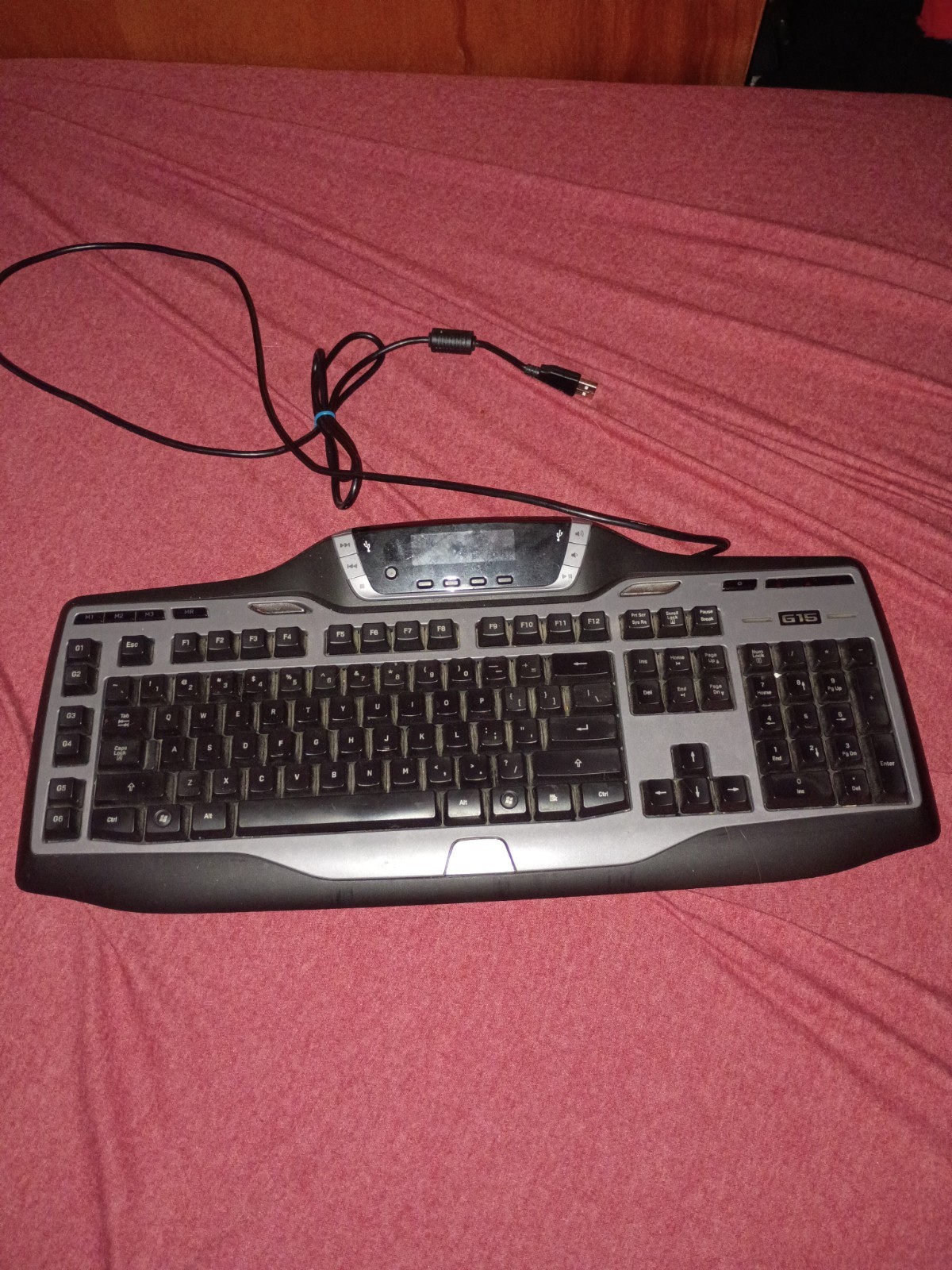 Logitech G15 Computer USB Gaming Keyboard LCD Screen