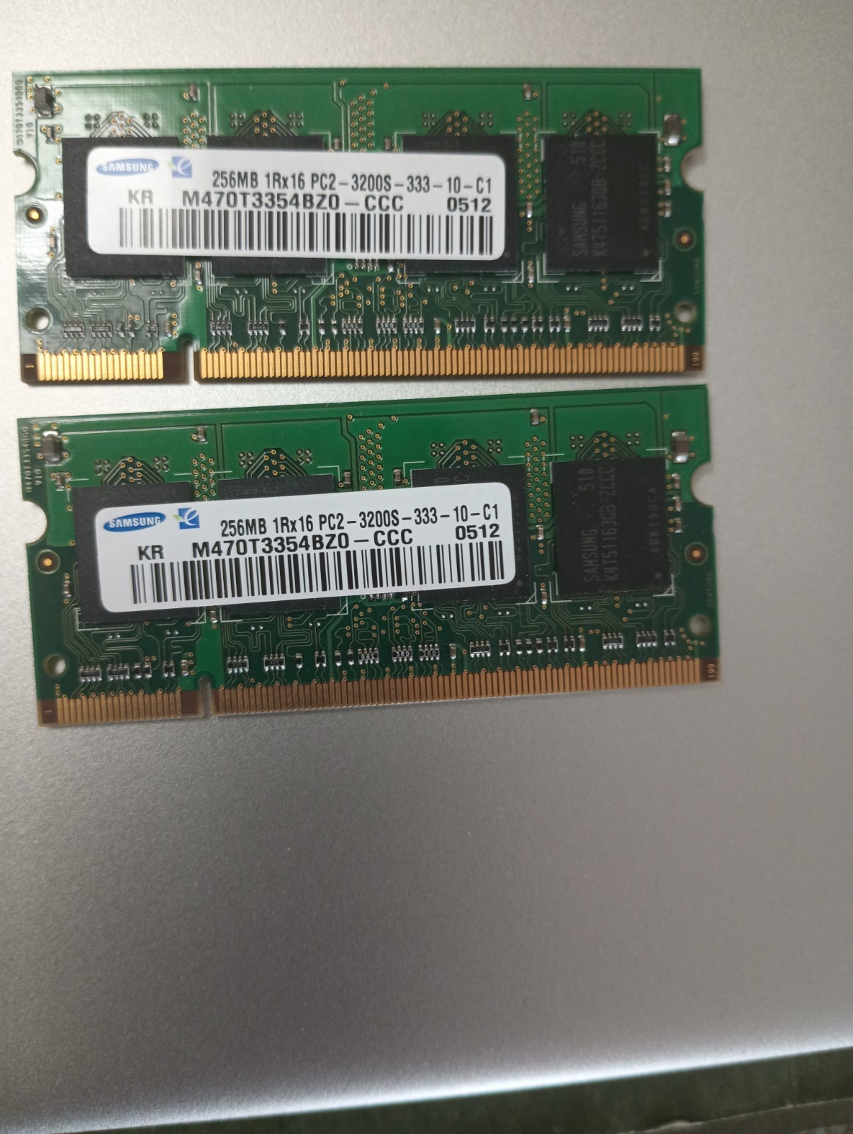 Samsung 256MB M470T3354BZ0-CCC 1Rx16 PC2-3200S-333-10-C1 Memory RAM (Set of 2)