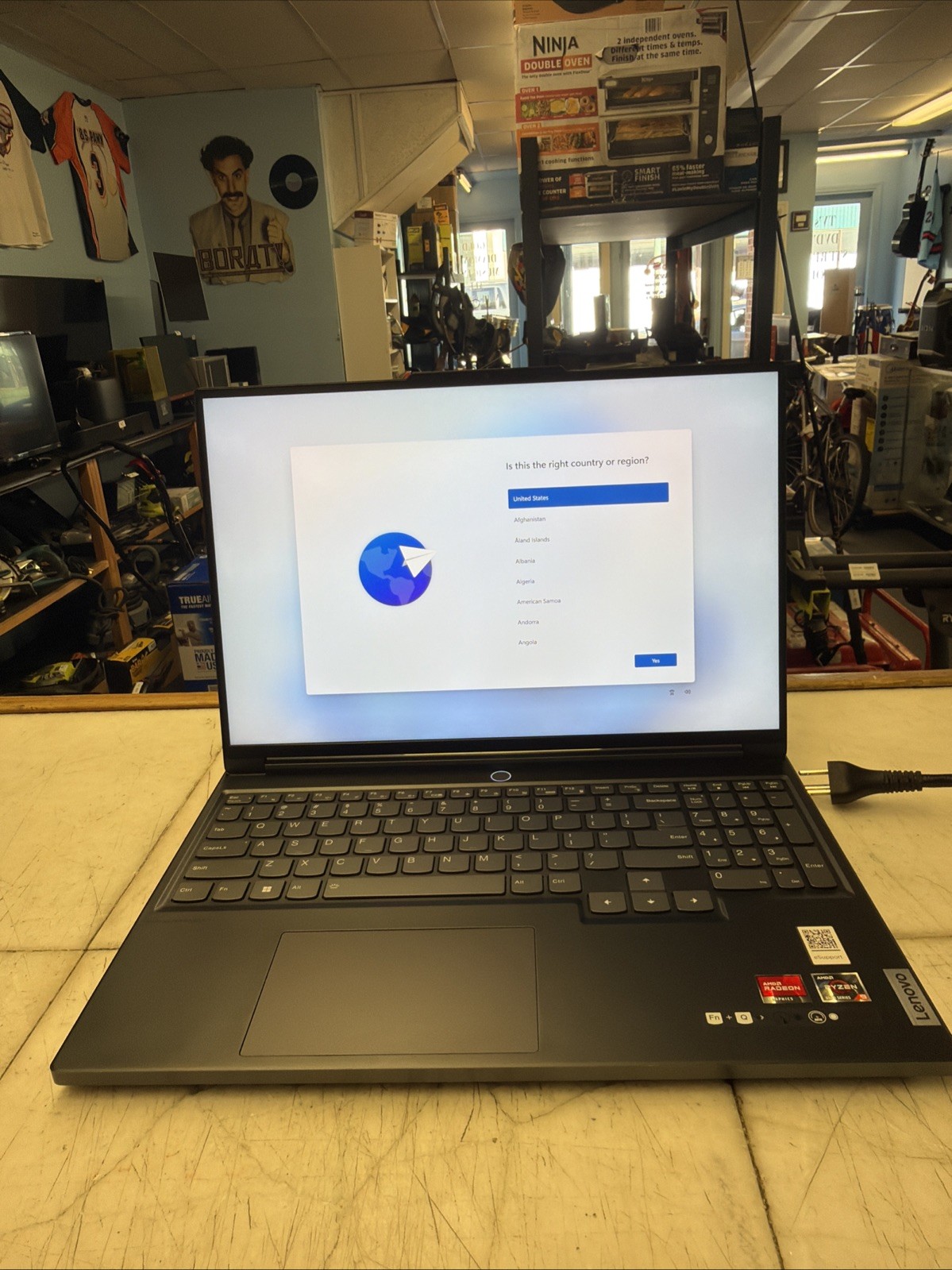 Lenovo Legion Slim 7 16ARHA7 16" 1 TB SSD 16 GB RAM Ryzen 9 6900HX RX 6800S
