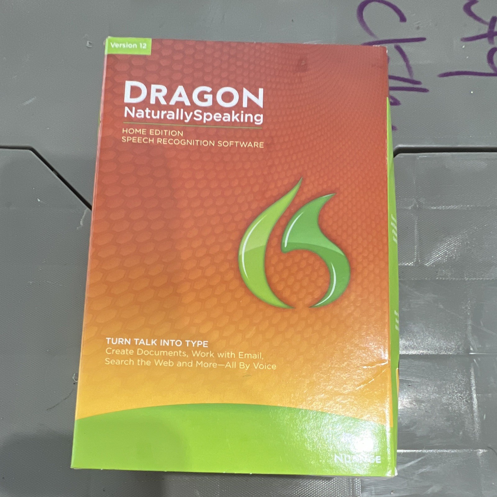 Nuance Dragon NaturallySpeaking Home v12 CD Windows English 1PC