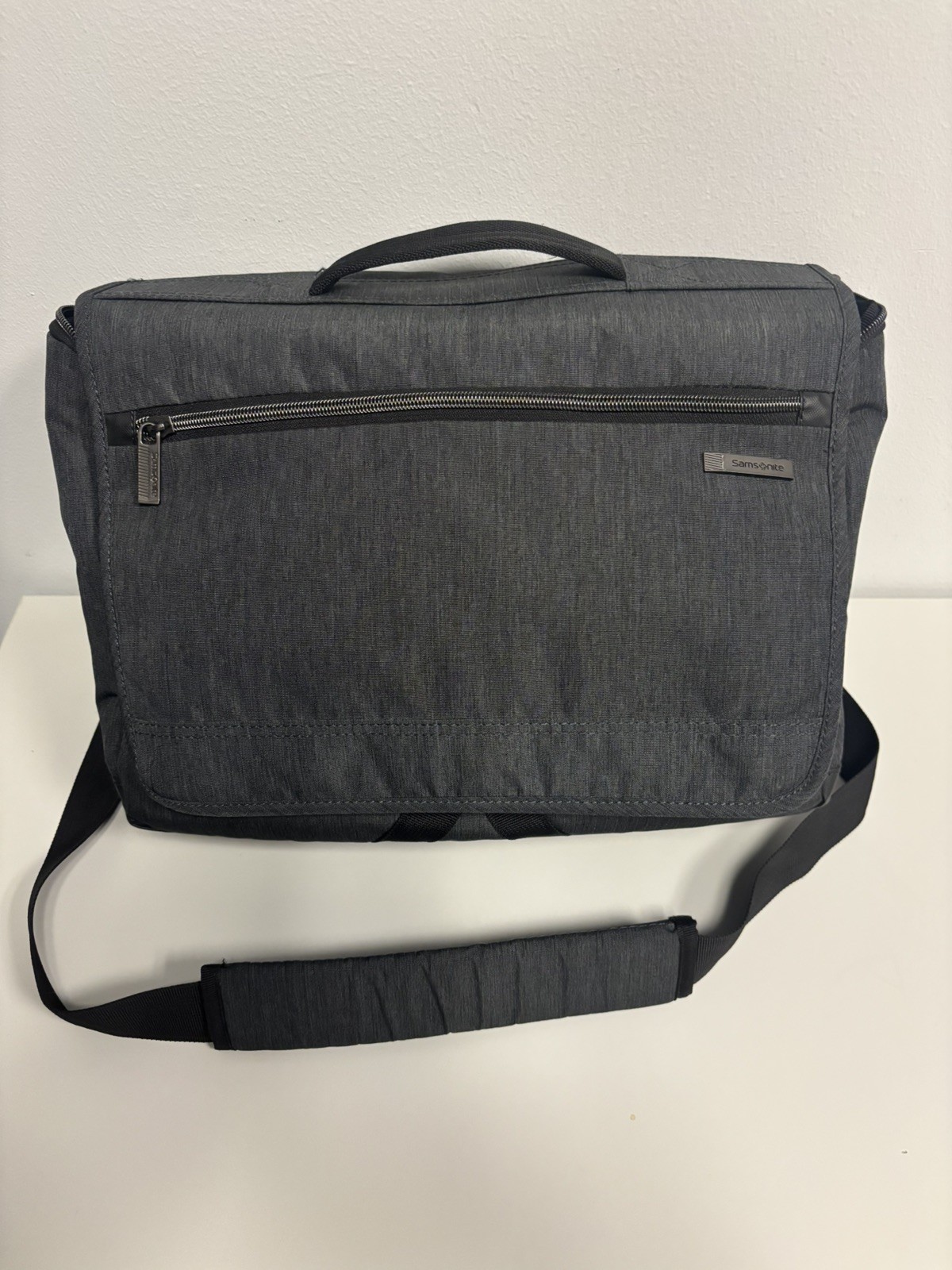Samsonite Modern Utility Laptop Messenger Bag, Charcoal Heather w/Shoulder Strap