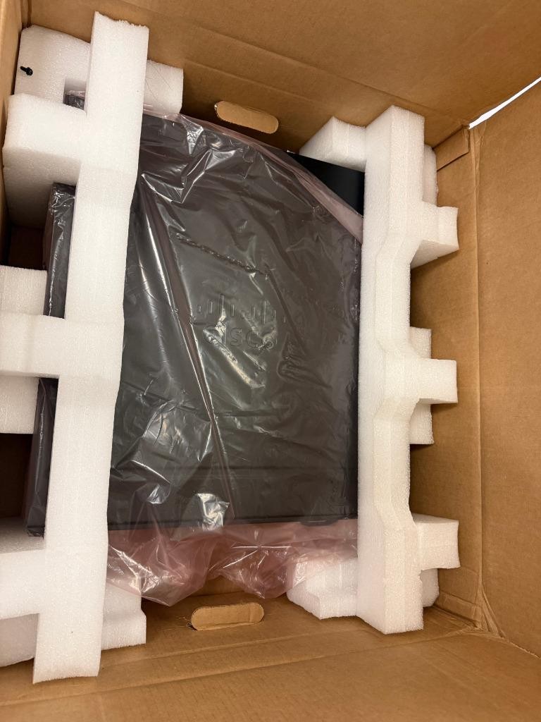 NEW Cisco ISR4451-X-SEC/K9 ISR 4451-X Integrated Services Router Security Bundle