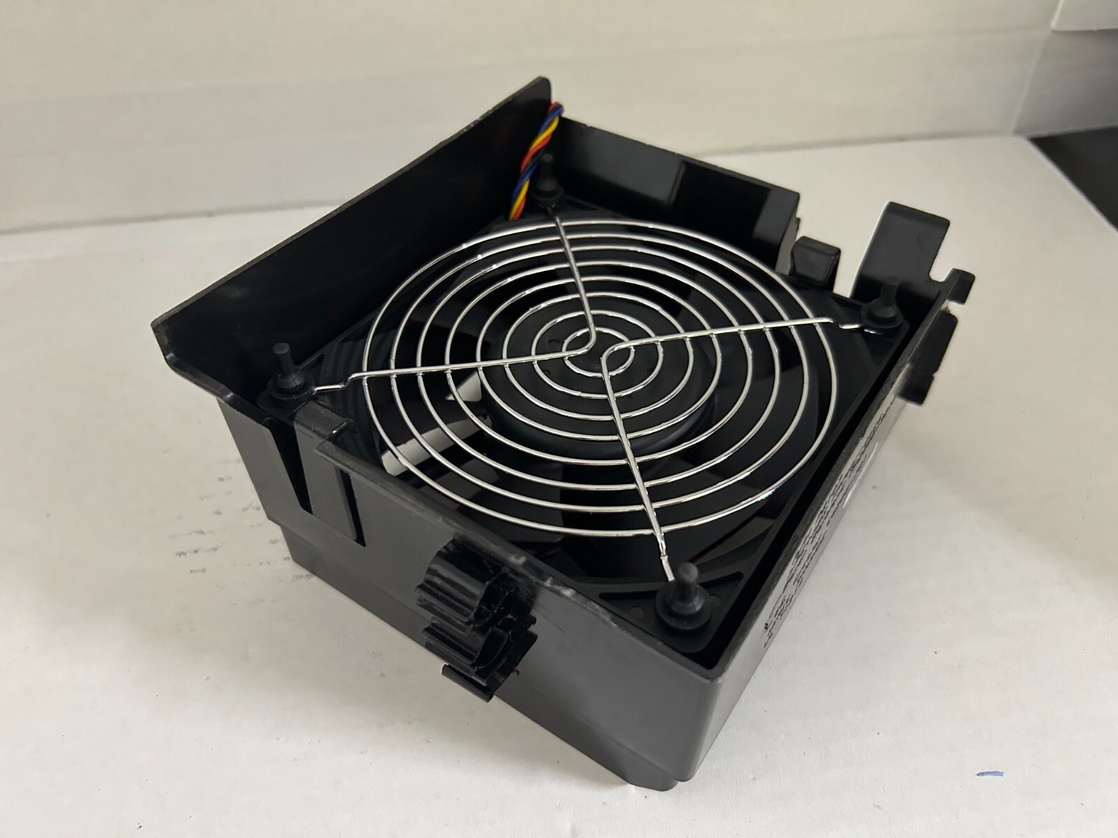 New Dell PowerEdge SC440 SC430 Dimension 9200 9100 Fan W/ Shroud D8794 P8192