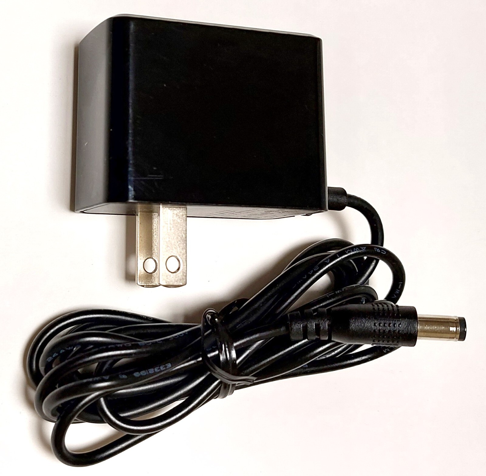 2 pcs, 12V 1A GSCU1000S012V15G Power Adapter, Plug 5.5/2.1 10mm