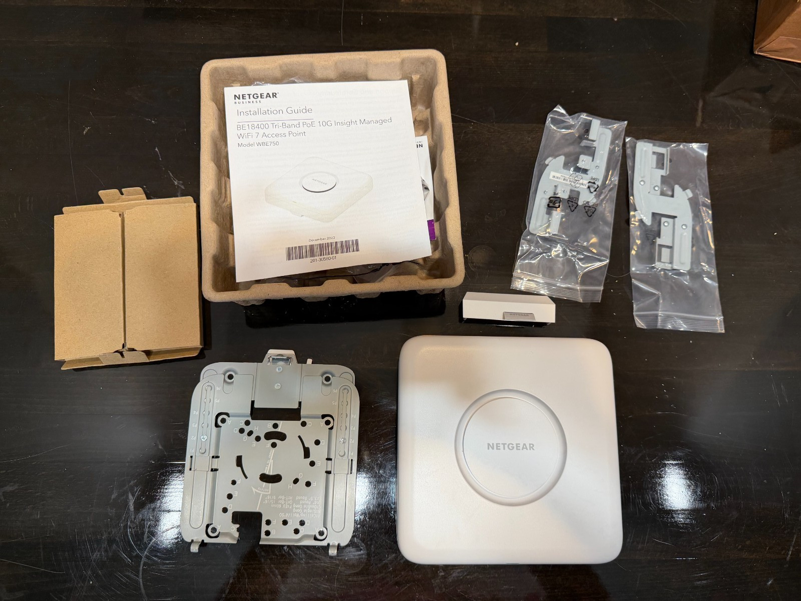 NETGEAR WBE750-100NAS WiFi 7 Tri-Band 18.4Gbps Enterprise Access Point USED