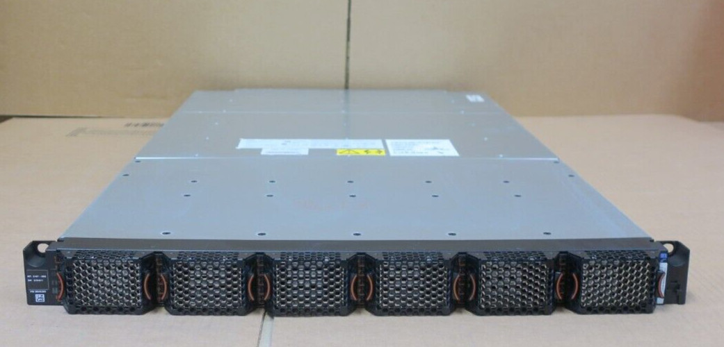 IBM System Storage DS8000 2107-D03 30x 1.8" Bay 2x Controller 30x 400GB 1.8" SSD
