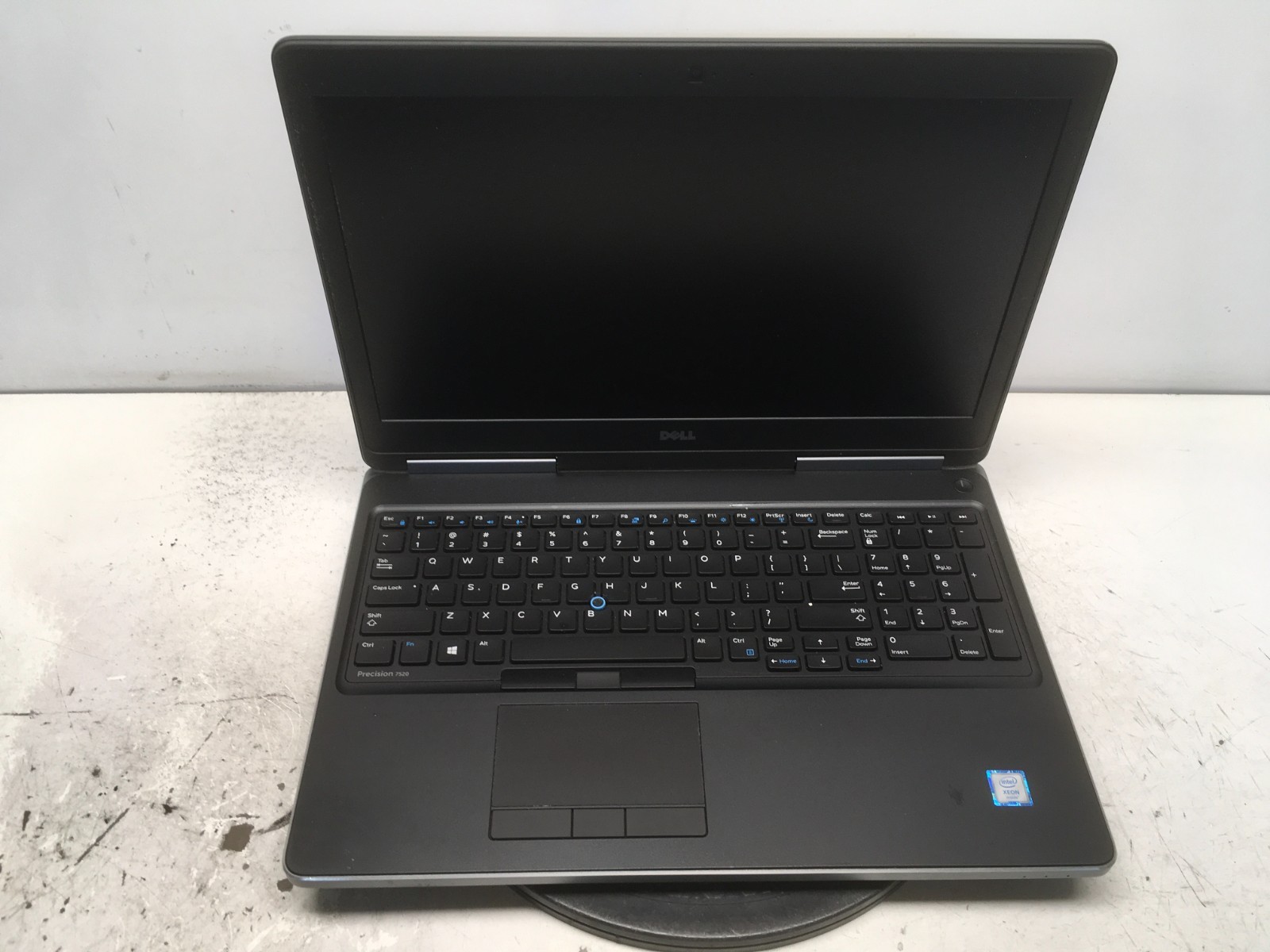 Dell Precision 7520 Intel Xeon E3-1505M 32 GB NO HDD / Batt NVIDIA Quadro M2200