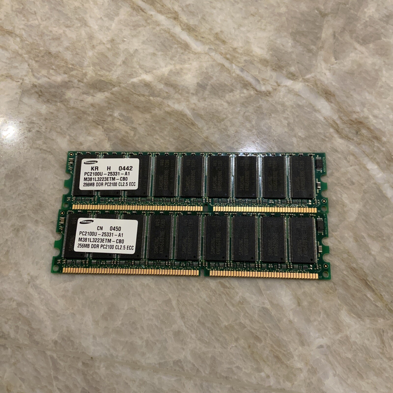 LOT OF 2 Samsung M381L3223ETM-CB0 PC2100U-25331-A1 256MB DDR PC2100 CL2.5 ECC