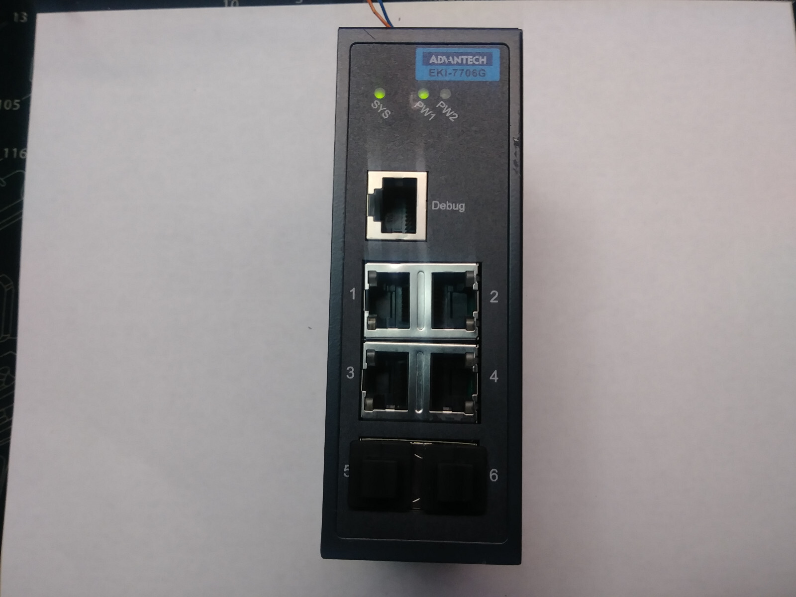 ADVANTECH EKI-7706G-2F-AU Industrial Ethernet Switch