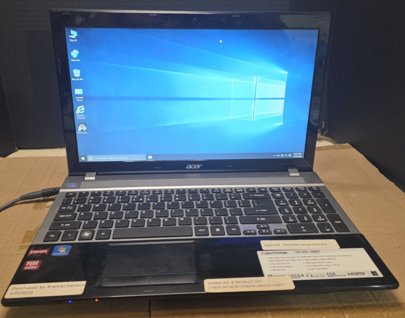 Acer Aspire V3-551-8887 Laptop AMD A8-4500M 4GB RAM 465GB HDD Windows 10 No Batt