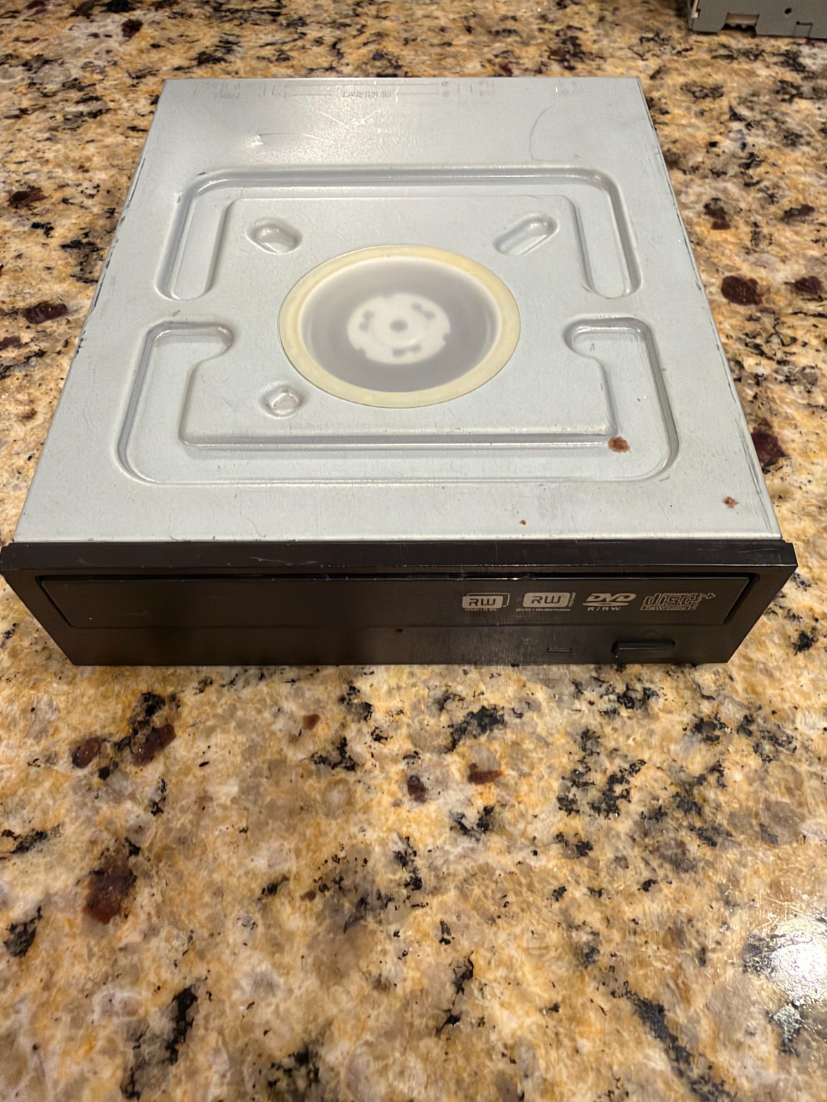 BenQ DW1650 DVD RW Internal IDE PATA Optical Drive Black Bezel Untested