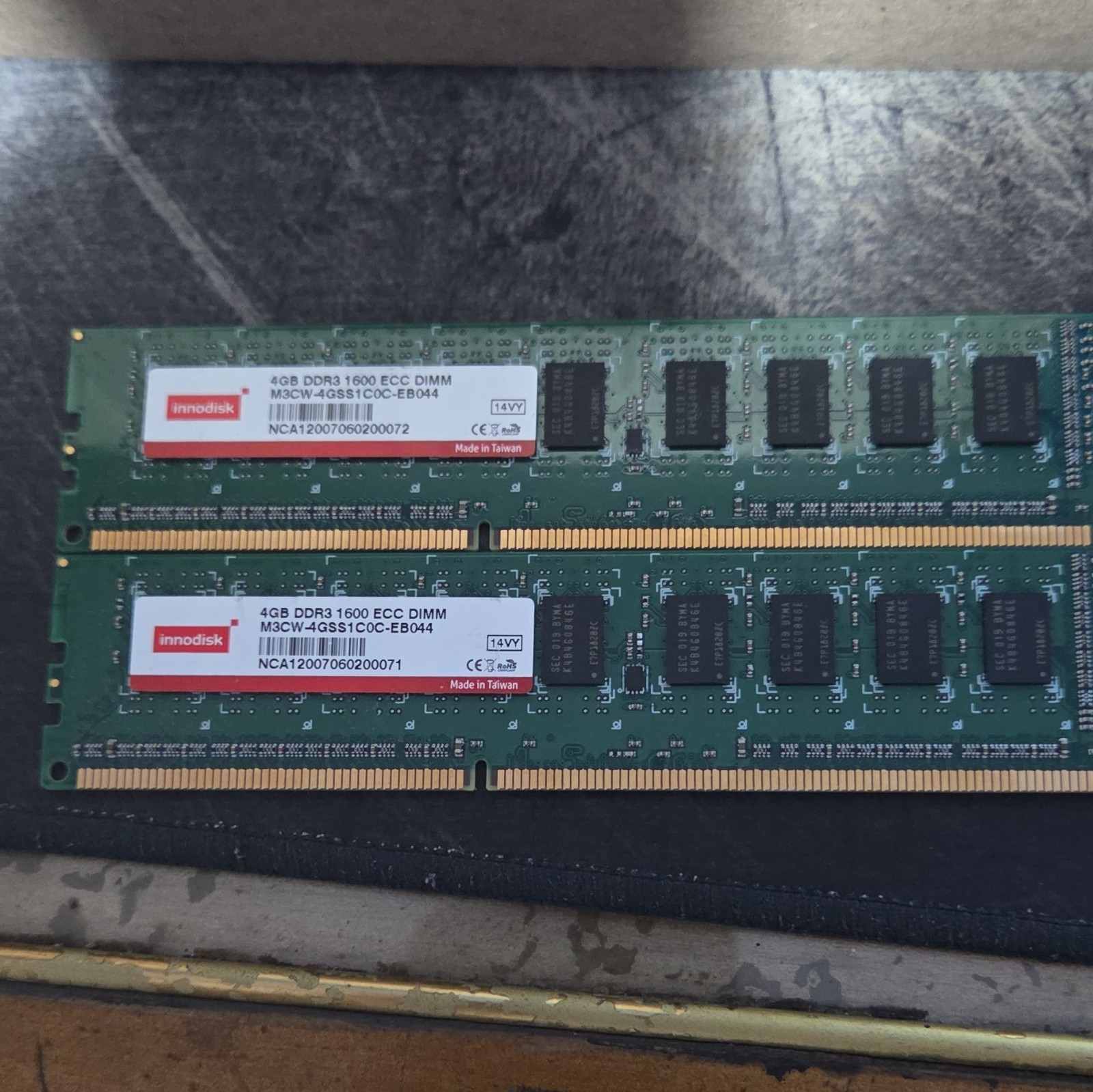 Innodisk 8GB 2x4 GB 1600 ECC DIMM M3CW-4GSS1C0C-EB044