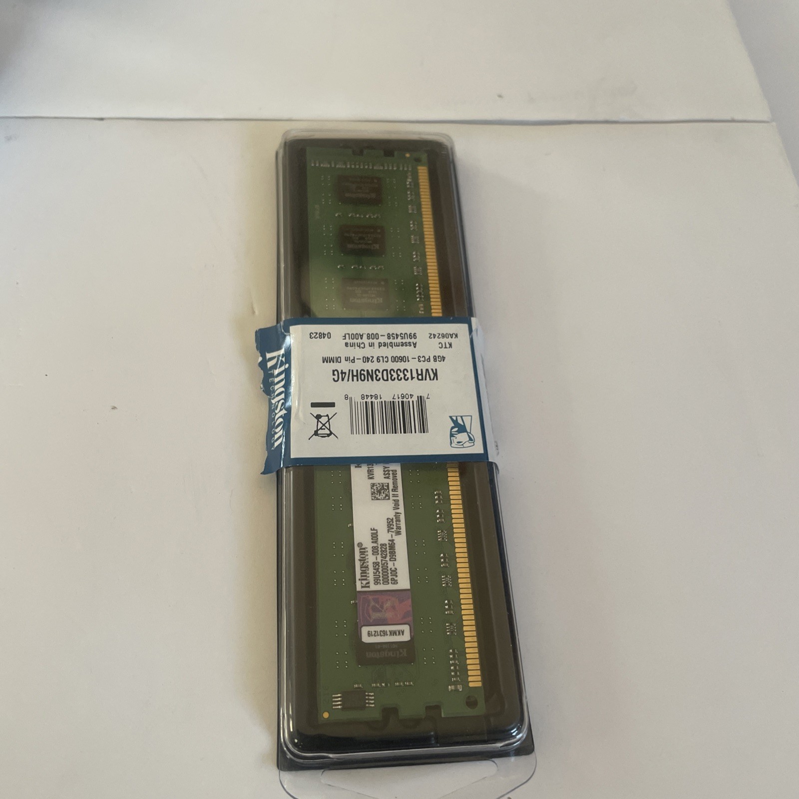 Kingston PC3-10600 (DDR3-1333) 4 GB DIMM 1333 MHz PC3-10600 DDR3 Memory (KVR1333