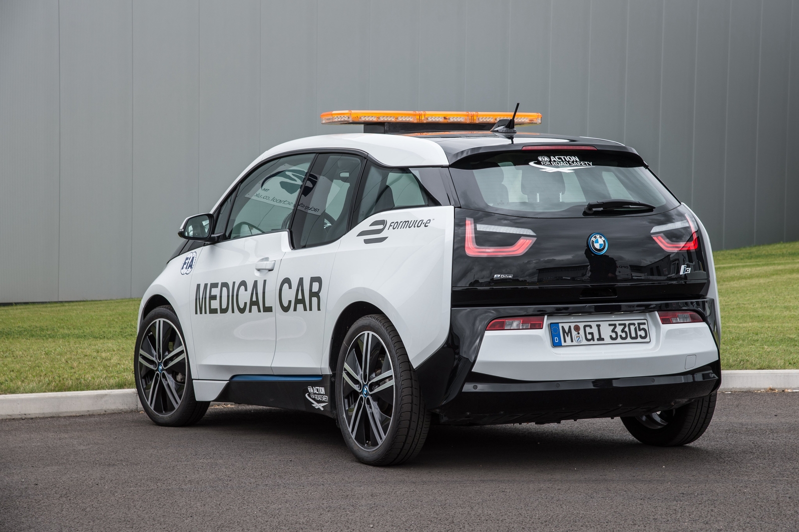 Cars 2015 bmw i 3 formula e medical car suv pace race Desk Mat Stitched
