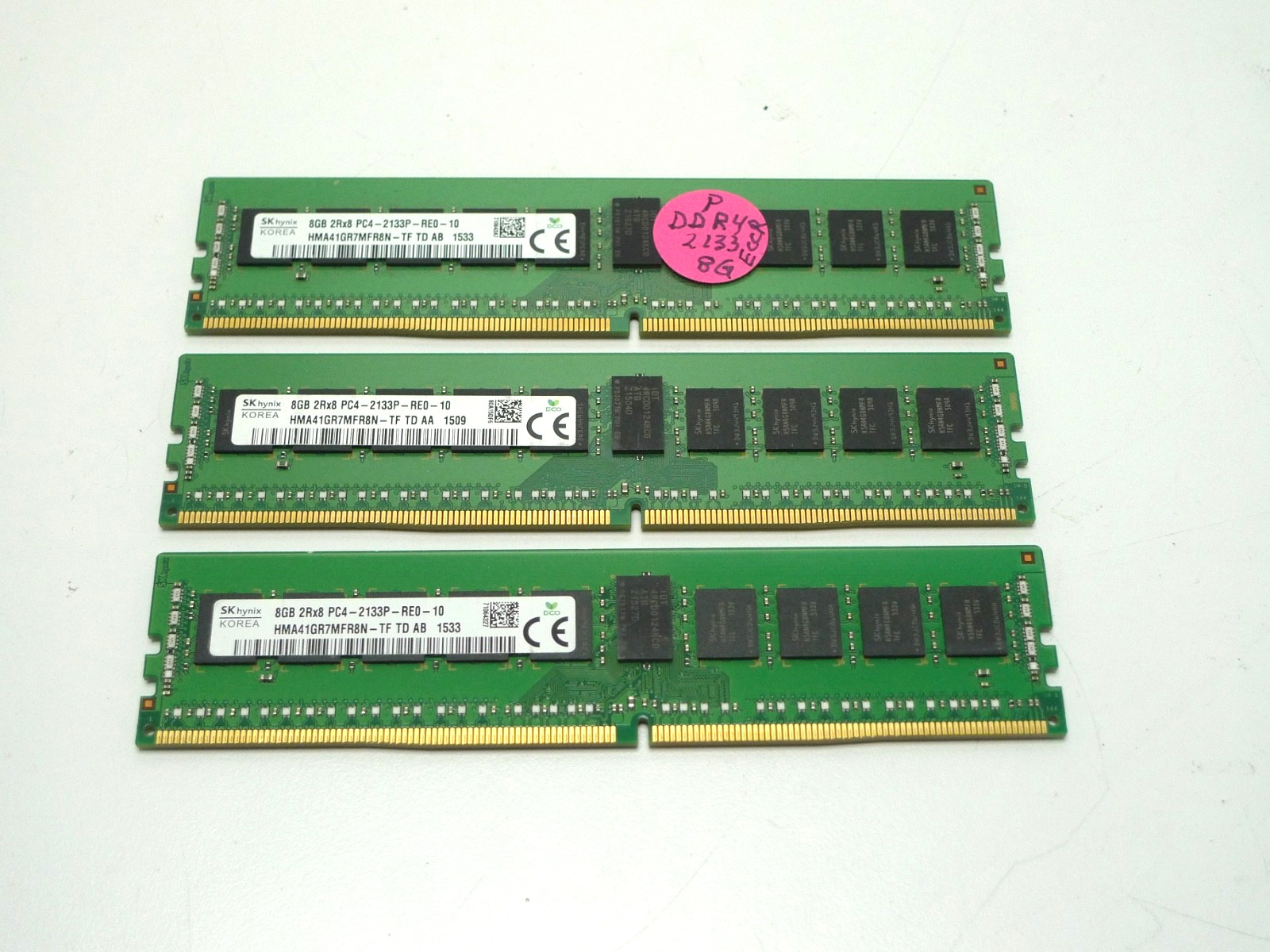 SK hynix HMA41GR7MFR8N-TF PC4-2133 24GB (3x8GB) DDR4 2133MHz Server RAM