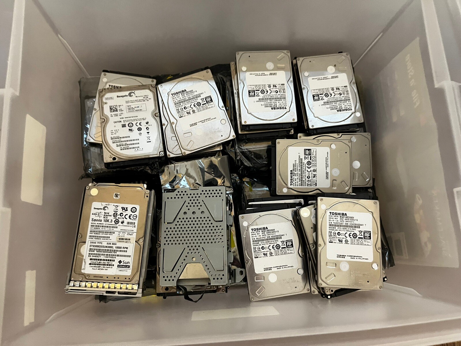 LOT of 100 Disk Drives (Toshiba, Hitachi, WD, HP, Fujitsu, HGST, Dell, Axiom...
