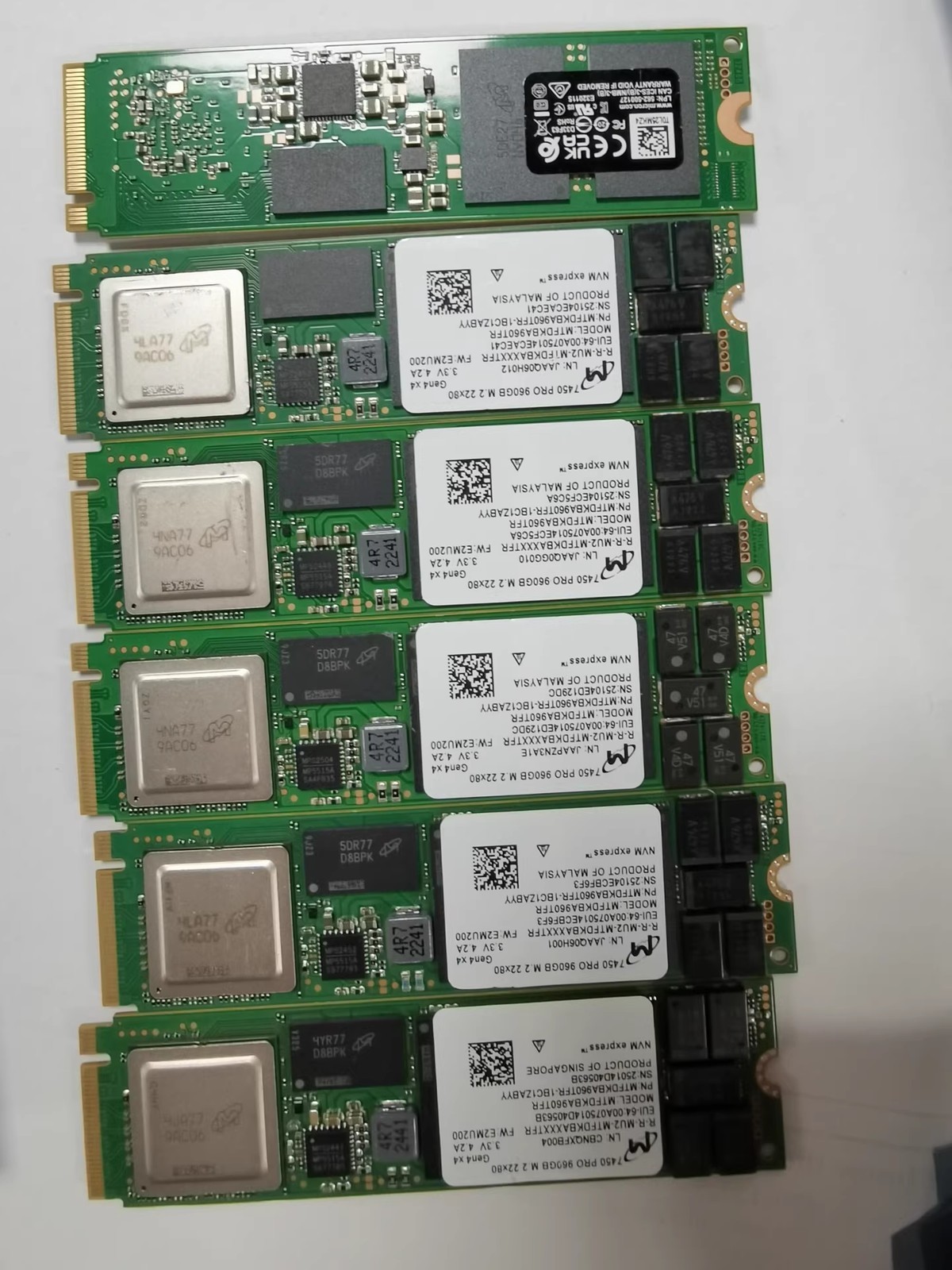 1x MICRON 7450 PRO 960GB M.2 NVME 22x80 Gen4x4 MTFDKBA960TFR-1BC1ZABYY 1DWPD