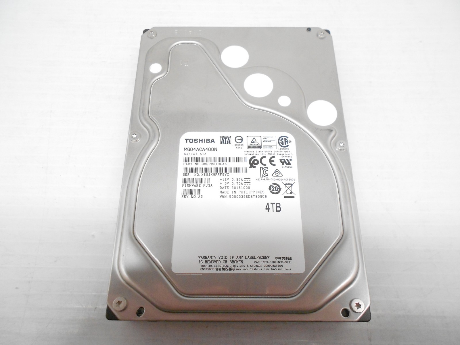 Toshiba 4TB 7.2K SATA 3.5" 6Gbs Hard Drive Desktop Server DVR NAS MG04ACA400N