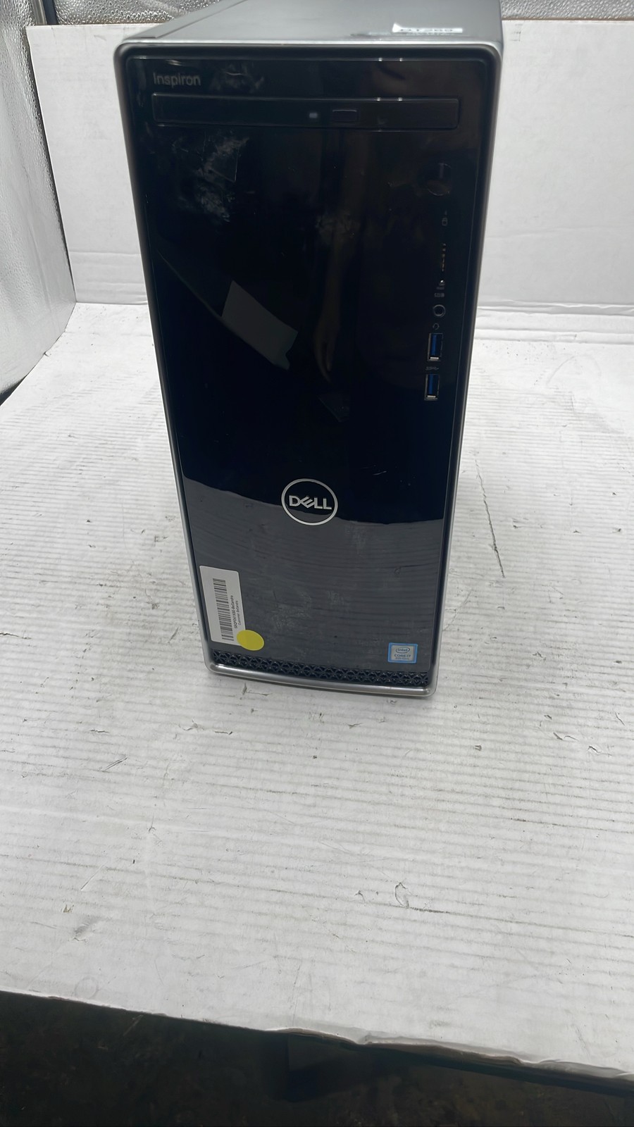 Dell Inspiron 3670 D19M005 Intel Core i7 8th Gen Desktop PC NO HDD/SSD