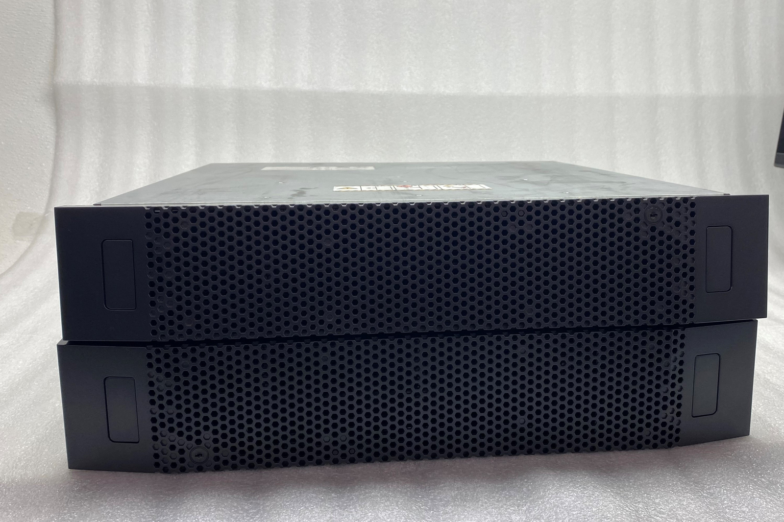 EMC2 EAE Hard Drive Array HDD Expansion Bay w/ 2x 303-137-000D 2x PSU TESTED