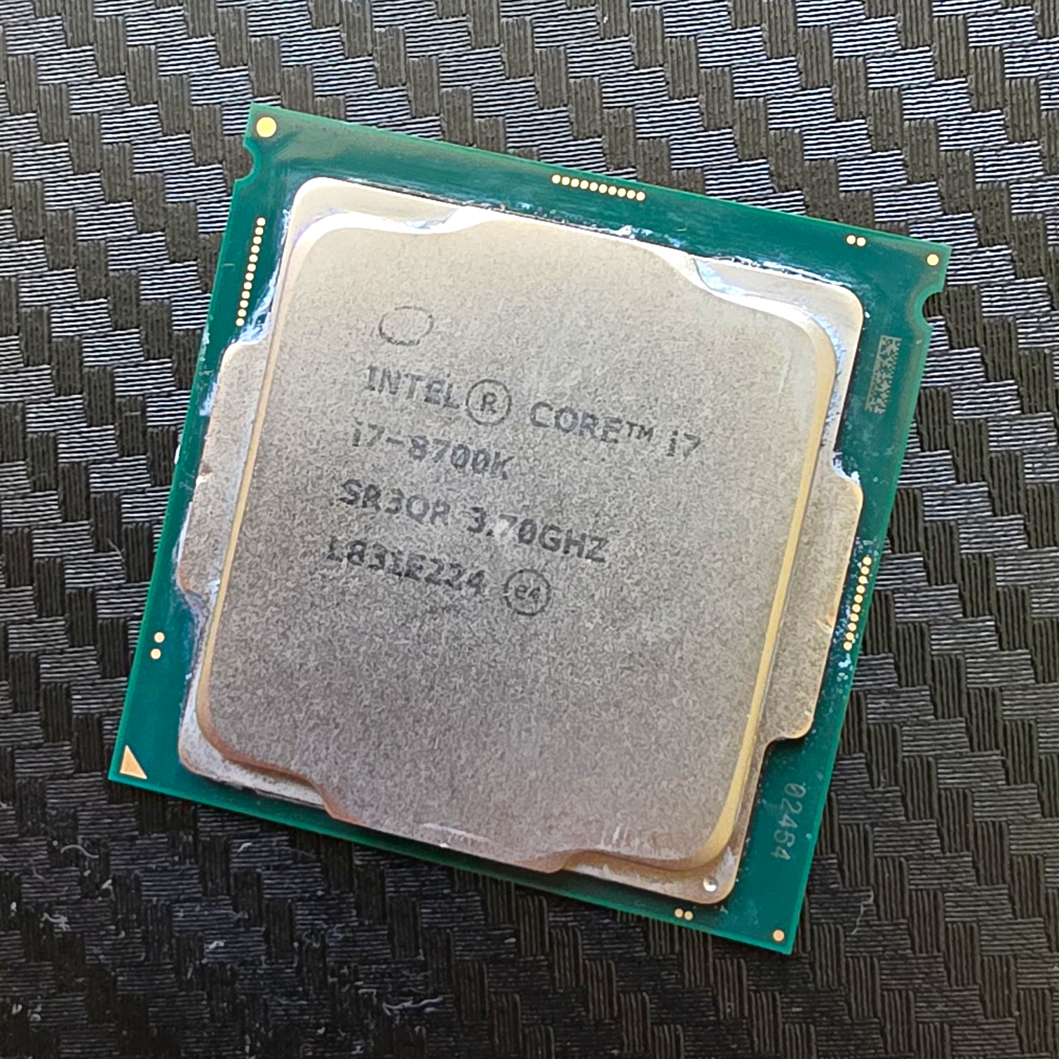Intel Core i7-8700K 3.70GHz 6-Core LGA1151 CPU 12MB L3 SR3QR