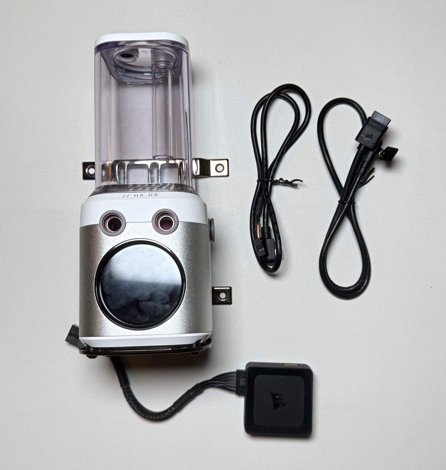 Corsair iCUE LINK XD6 RGB ELITE LCD Reservoir Pump Combo+System Hub