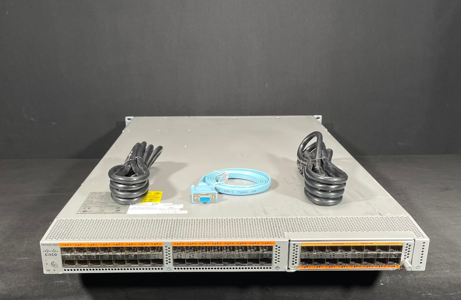 Cisco N5K-C5548UP N5K-C5548P  48 Port 10GB Fiber Switch w/N55-M16UP Module
