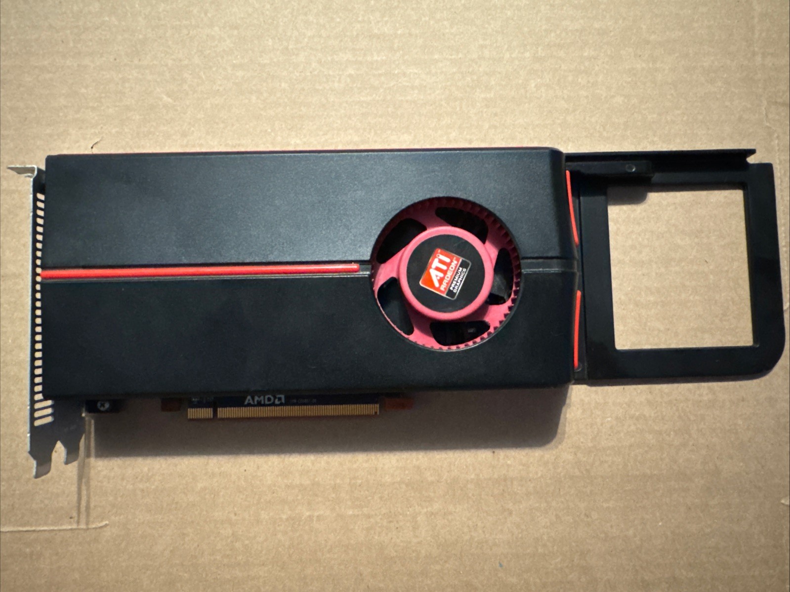 ATI Radeon HD 5770 1GB R5770 GPU 71205840H0G