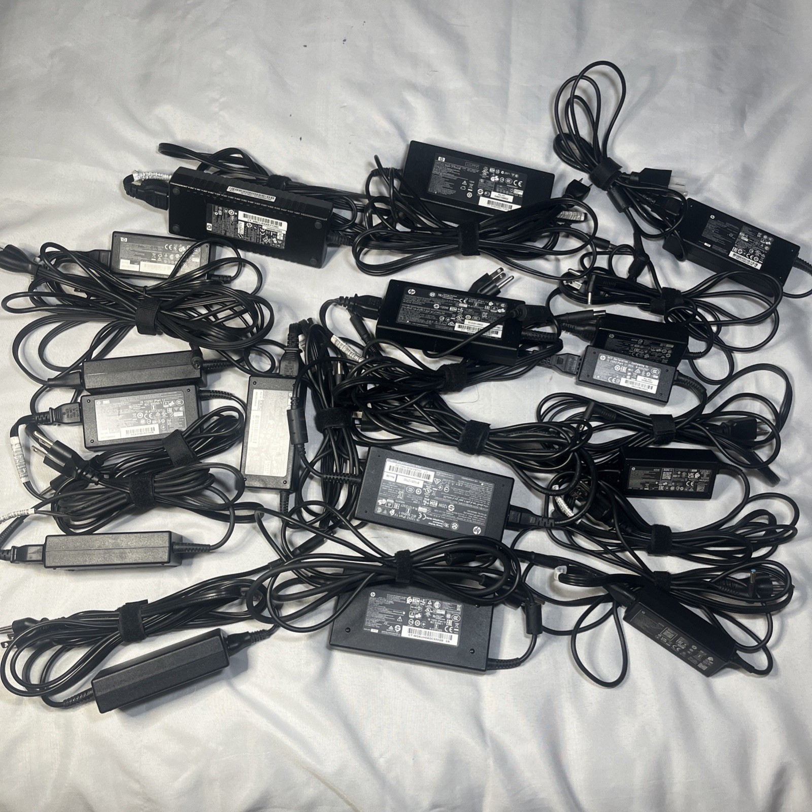 Lot of 16 Genuine HP Mixed Laptop AC Adapters Charger 45W 65W 90W 120W 135W 150W