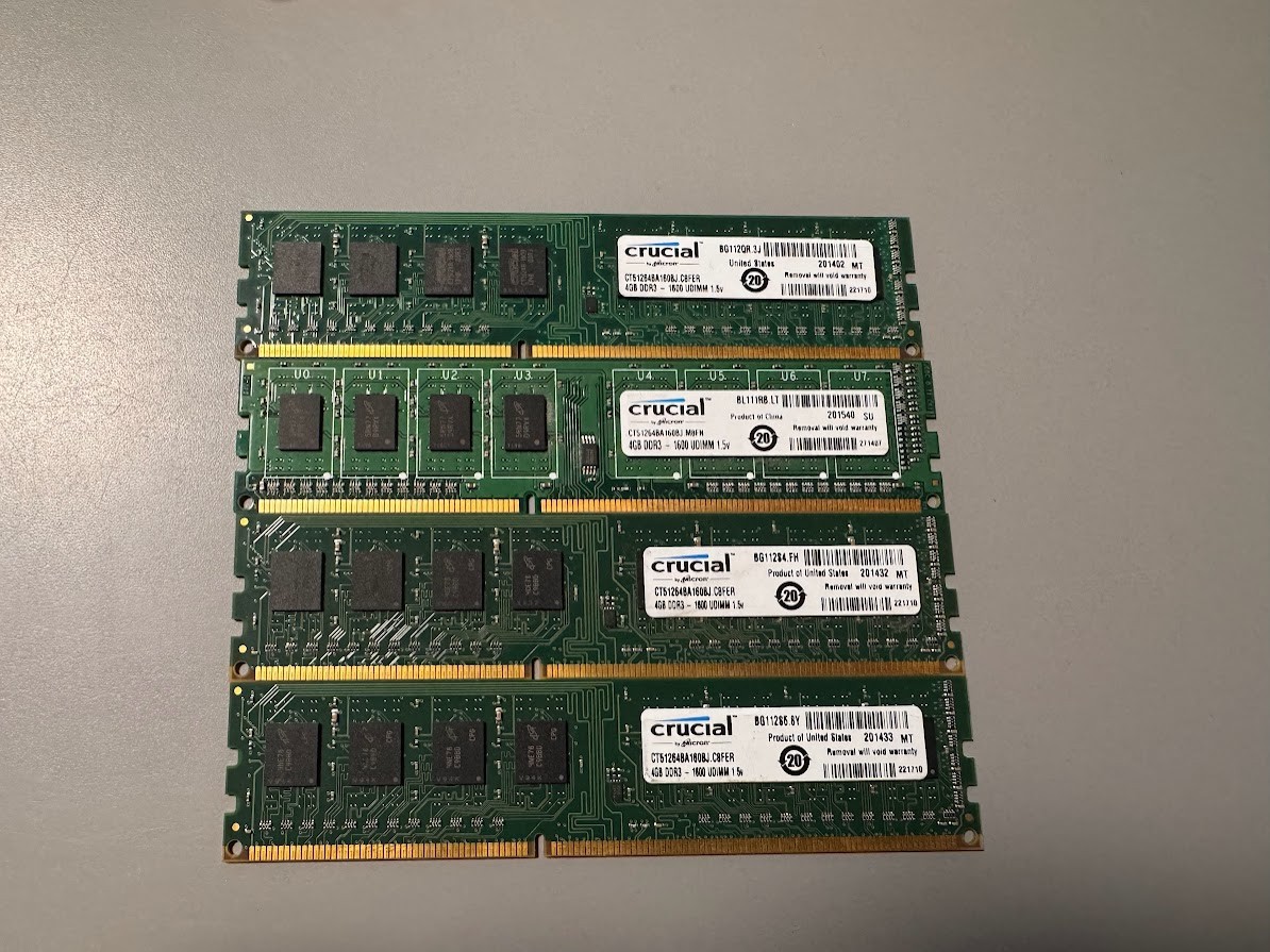 Crucial 16GB (4x4GB) UDIMM 1600 MHz PC3-12800 DDR3 SDRAM Memory