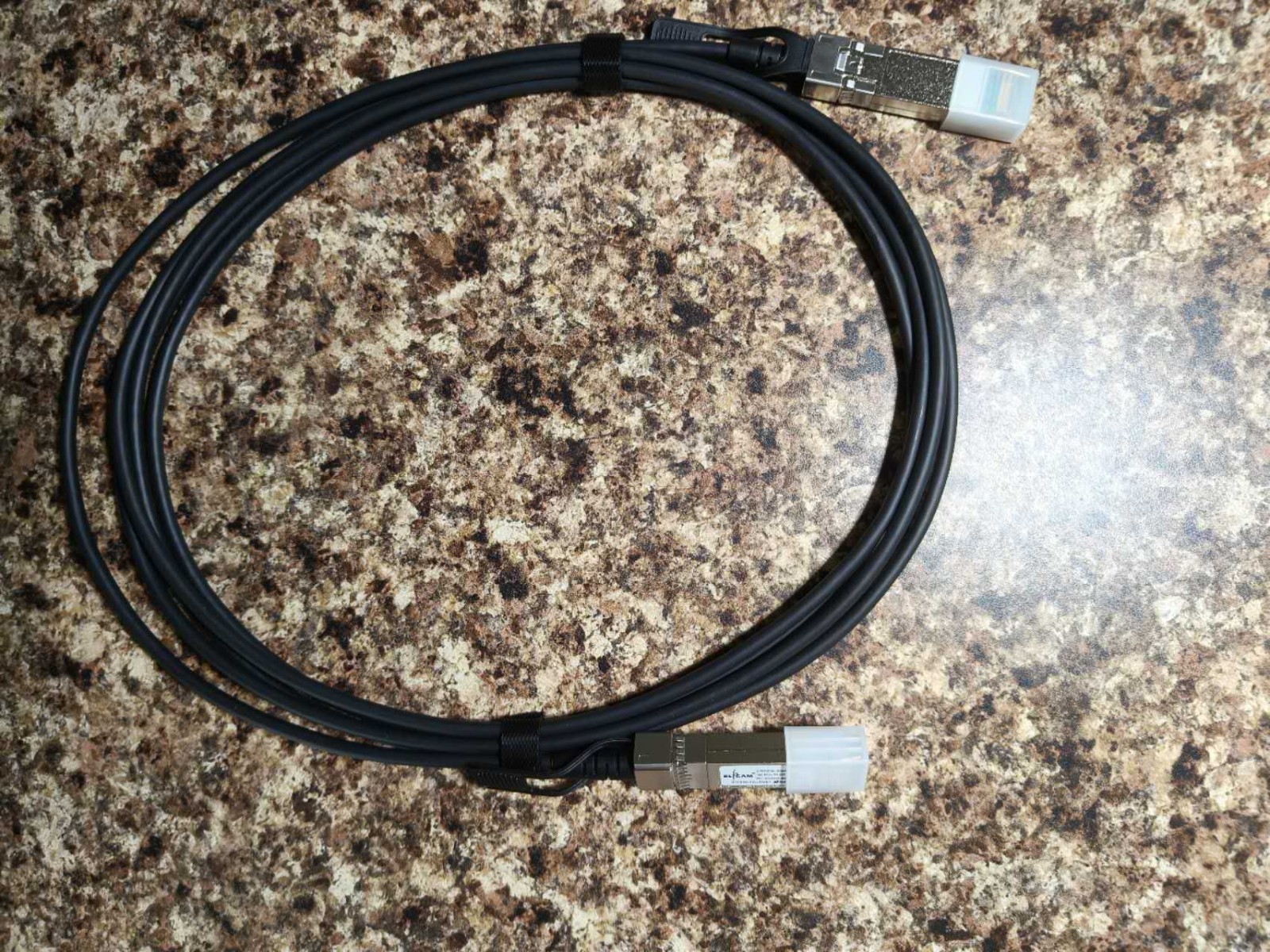 ELFCAM 10GB SFP+ TO SFP+, 3M