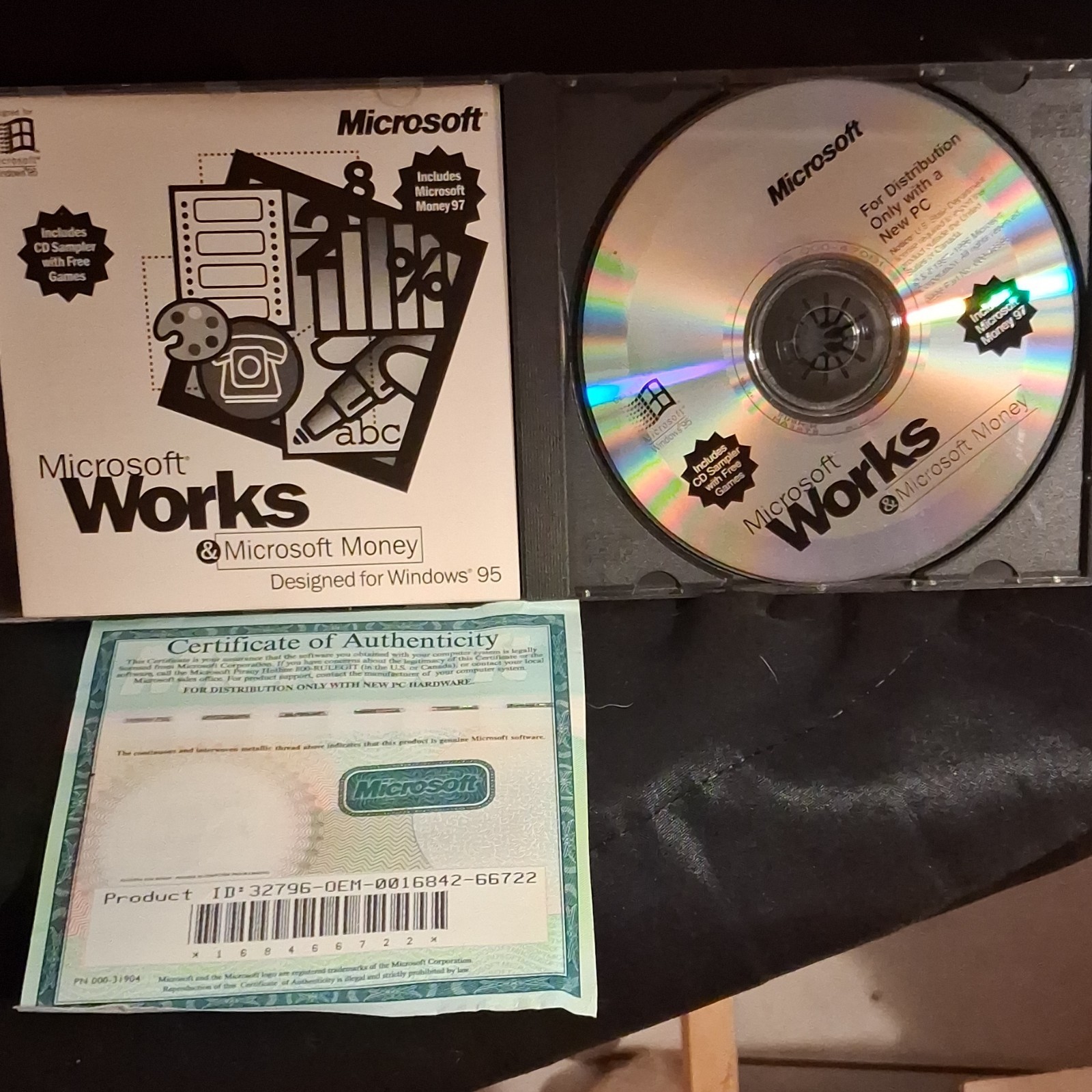 Microsoft Works & Money 97 OEM CD English for Windows 95, MPN 000-46850
