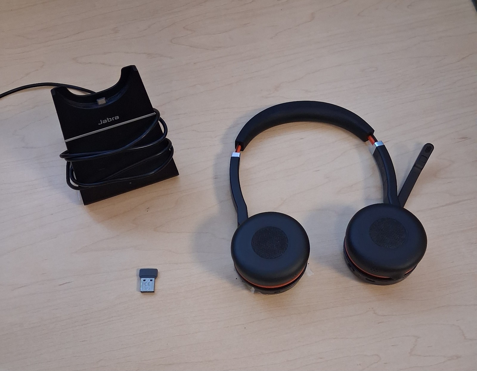 Jabra HSC040Wa Wireless Bluetooth Headset with Charging Stand