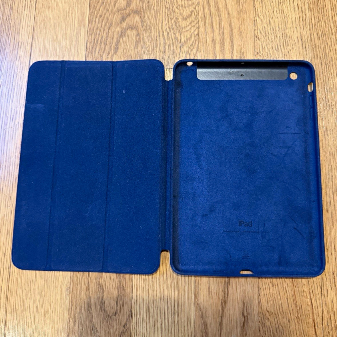 Apple iPad Folding Folio Case Cover Blue w/ Integrated Stand 
