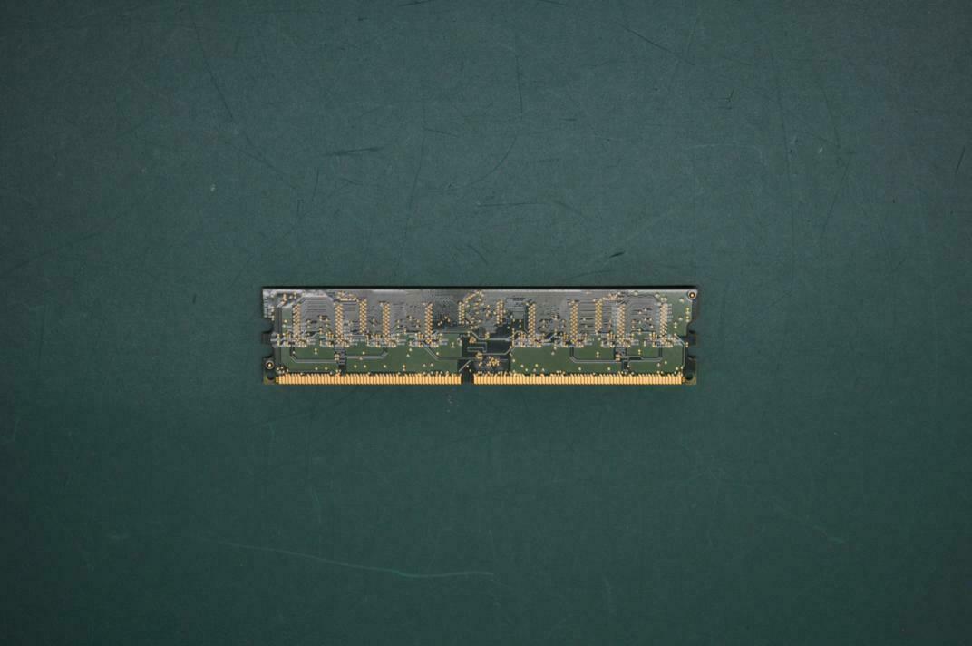HP 512MB PC2-5300 DDR2-667MHz non-ECC DIMM Single Rank Memory Module 377725-888