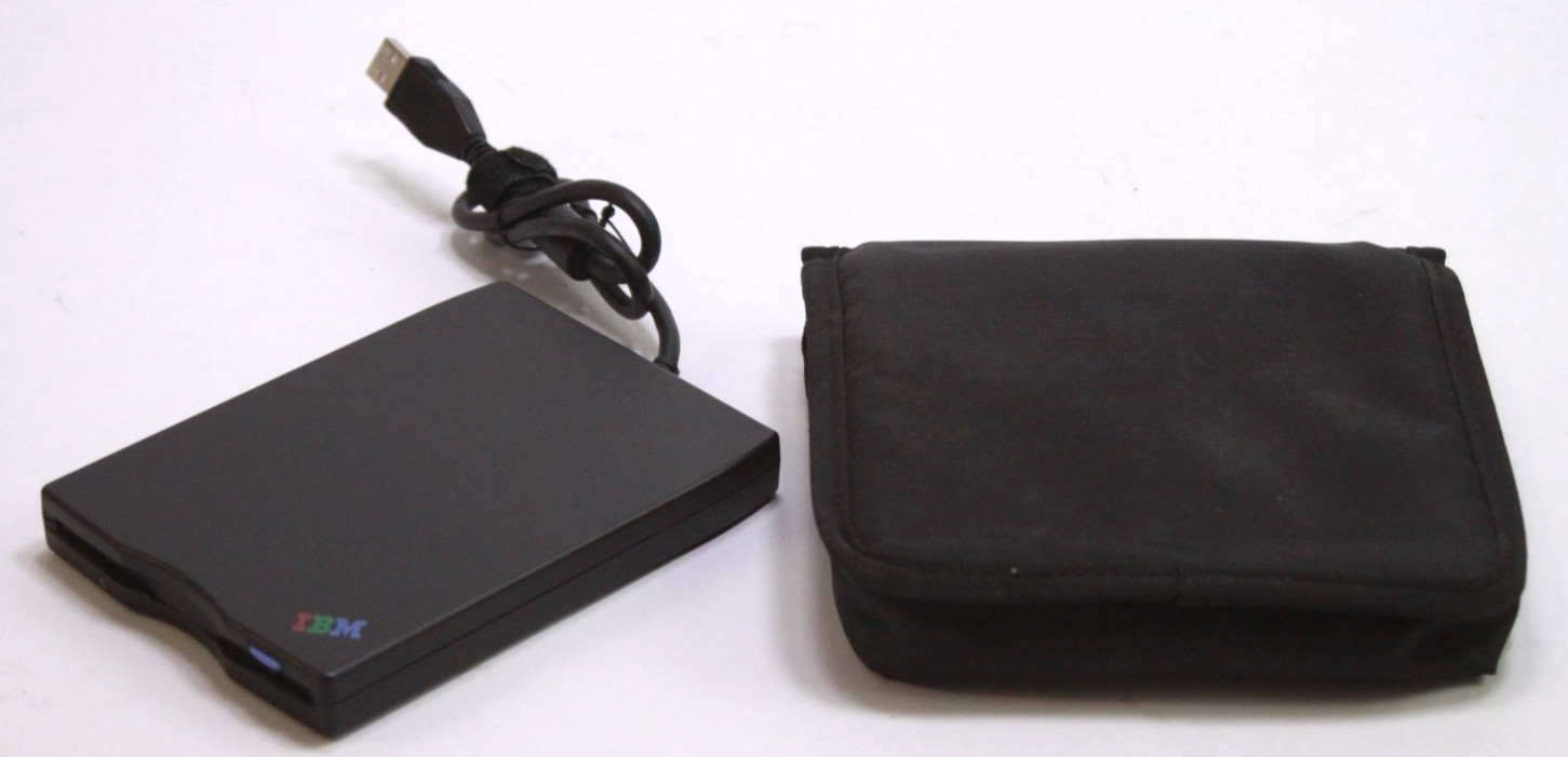 IBM EUC USB PORTABLE DISKETTE DRIVE N533. 13N6752. 05K9283. With IBM Case