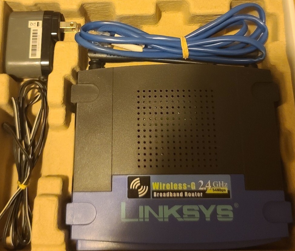 Linksys WRT54G Wireless-G 2.4 Ghz Broadband 4PORT 802.11g Router 2 Antenna