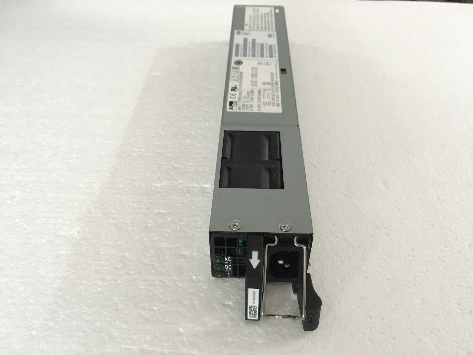 1PC Juniper JPSU-650W-AC-AFO 650W AC Power Supply for QFX5100 QFX5200