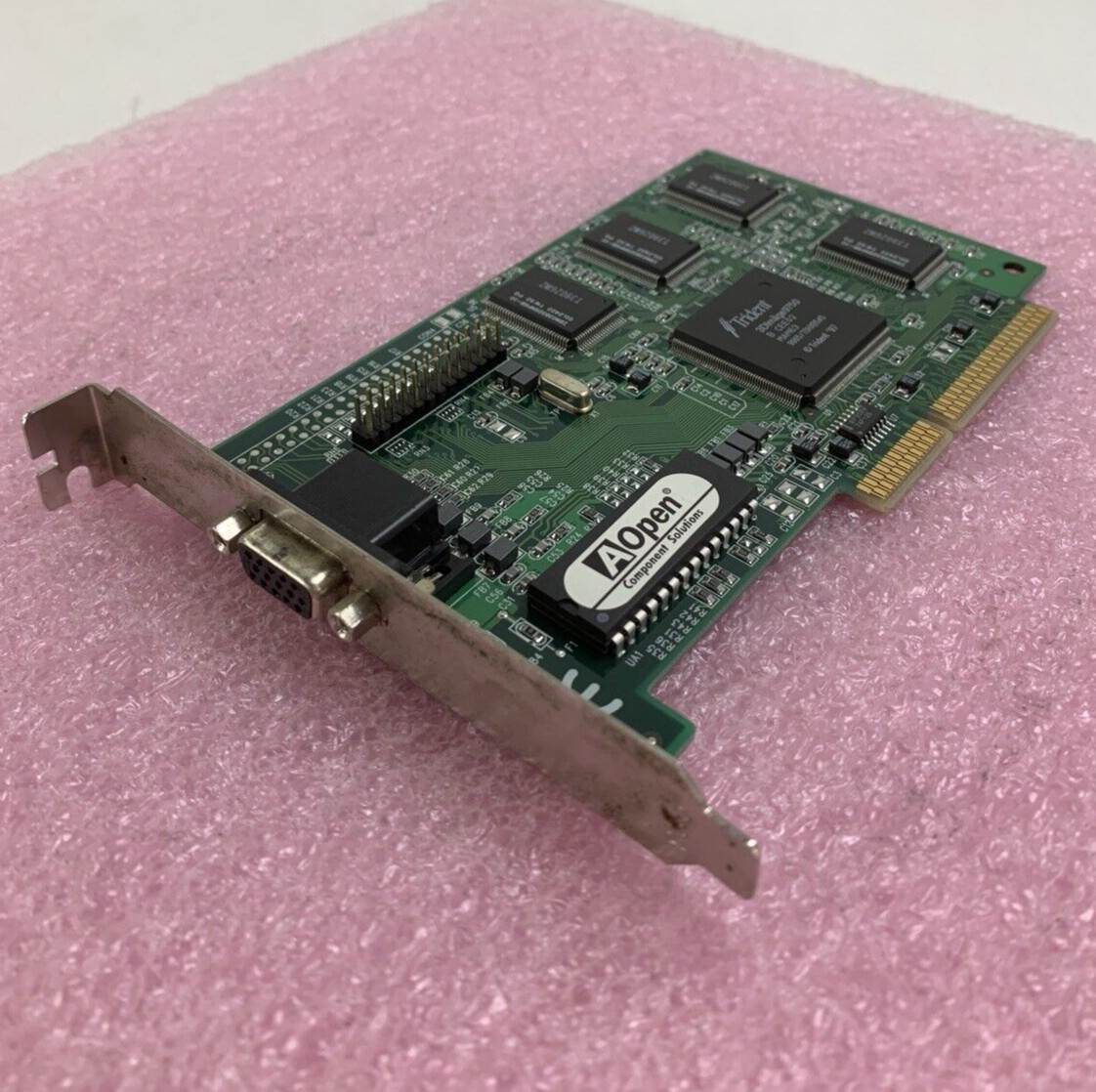 AOPEN Trident 91.AC821.002 3D IMAGE 9750 4 MB AGP VGA Video Card - Tested