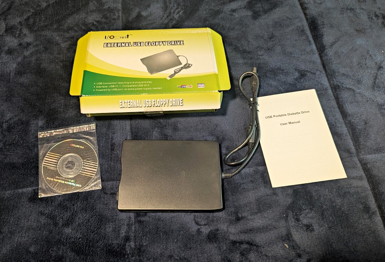 I/O crest USB-Powered External USB Floppy Drive 3.5in 1.44MB Black PC