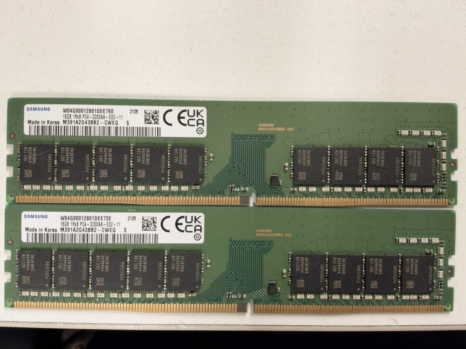 x2 SAMSUNG M391A2G43BB2-CWEQ Server Memory 16GB DDR4 1Rx8